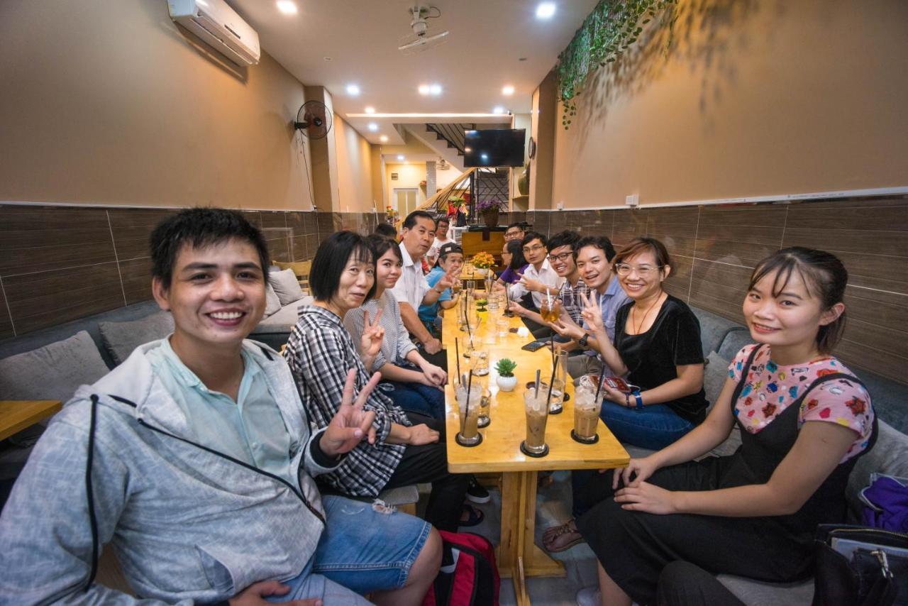 Language Exchange Hostel 1 ホーチミン市 エクステリア 写真