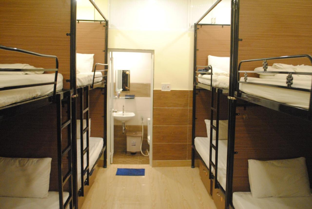 Language Exchange Hostel 1 ホーチミン市 エクステリア 写真